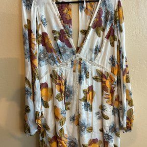 Free People, medium, white with print